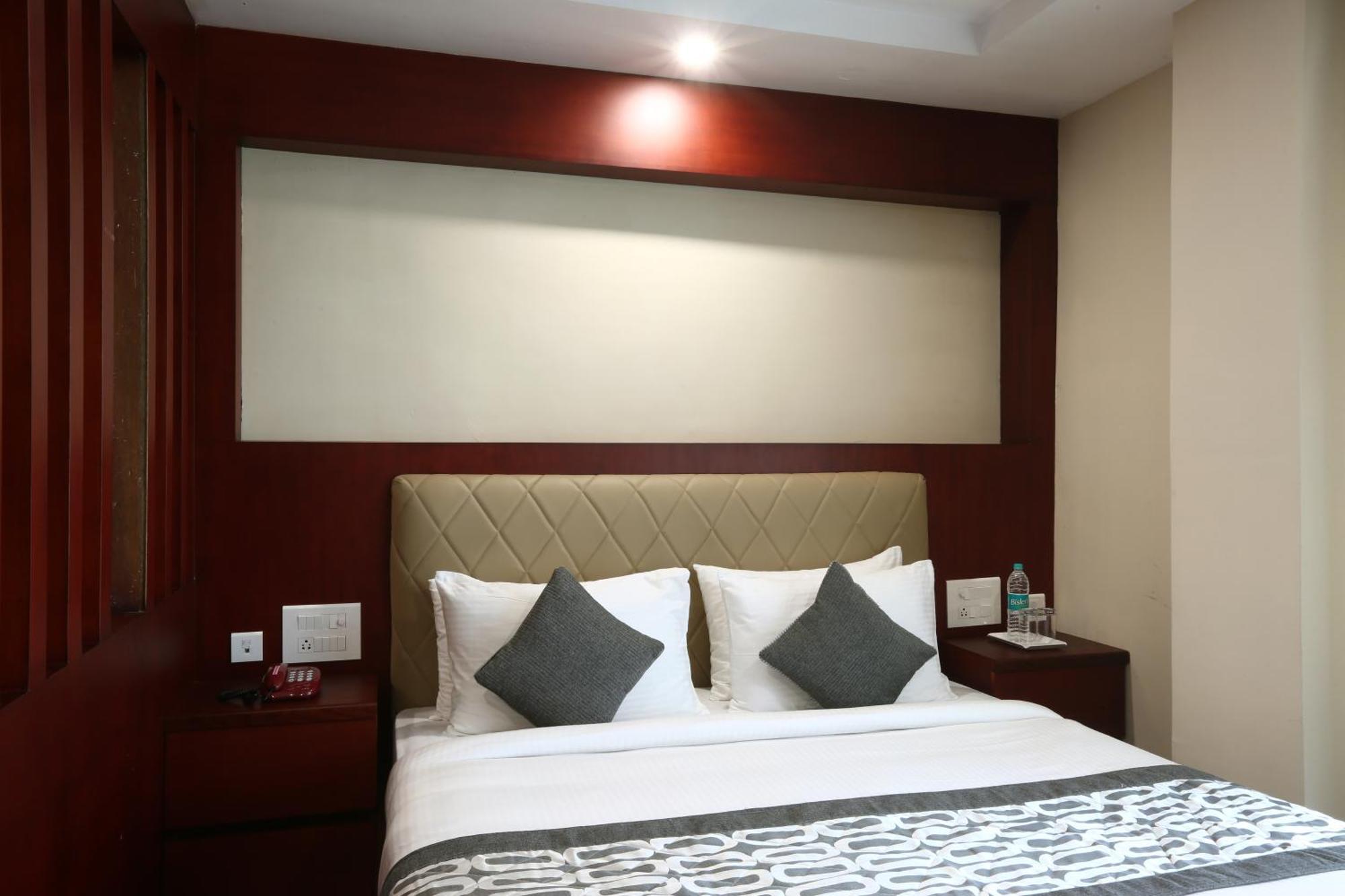 Hotel Aerostay Residency Igi Airport Delhi 뉴델리 외부 사진