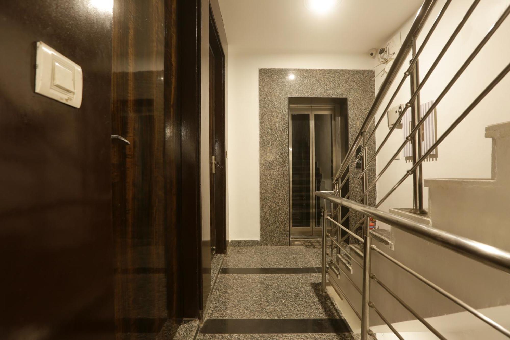 Hotel Aerostay Residency Igi Airport Delhi 뉴델리 외부 사진