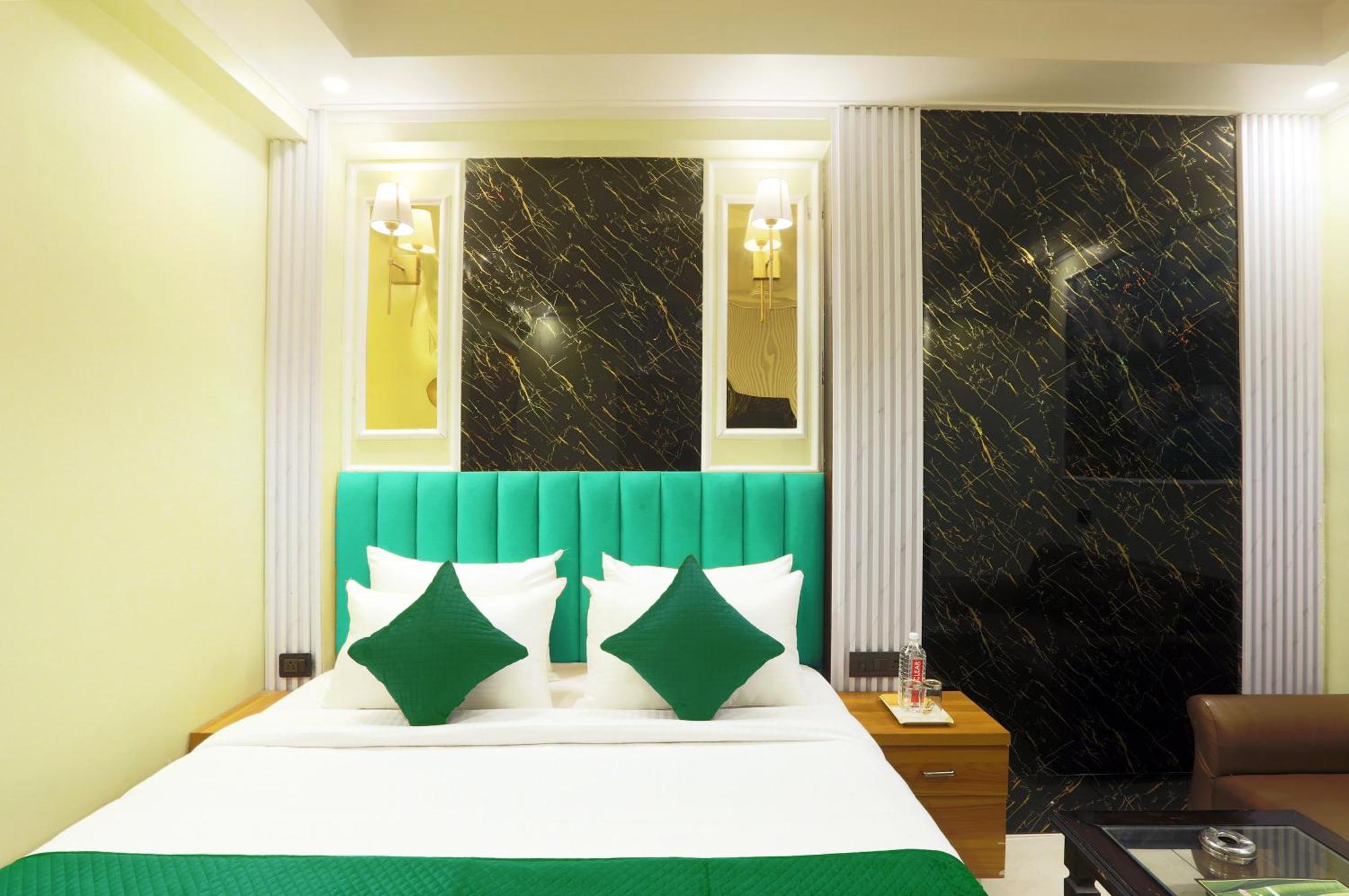 Hotel Aerostay Residency Igi Airport Delhi 뉴델리 외부 사진